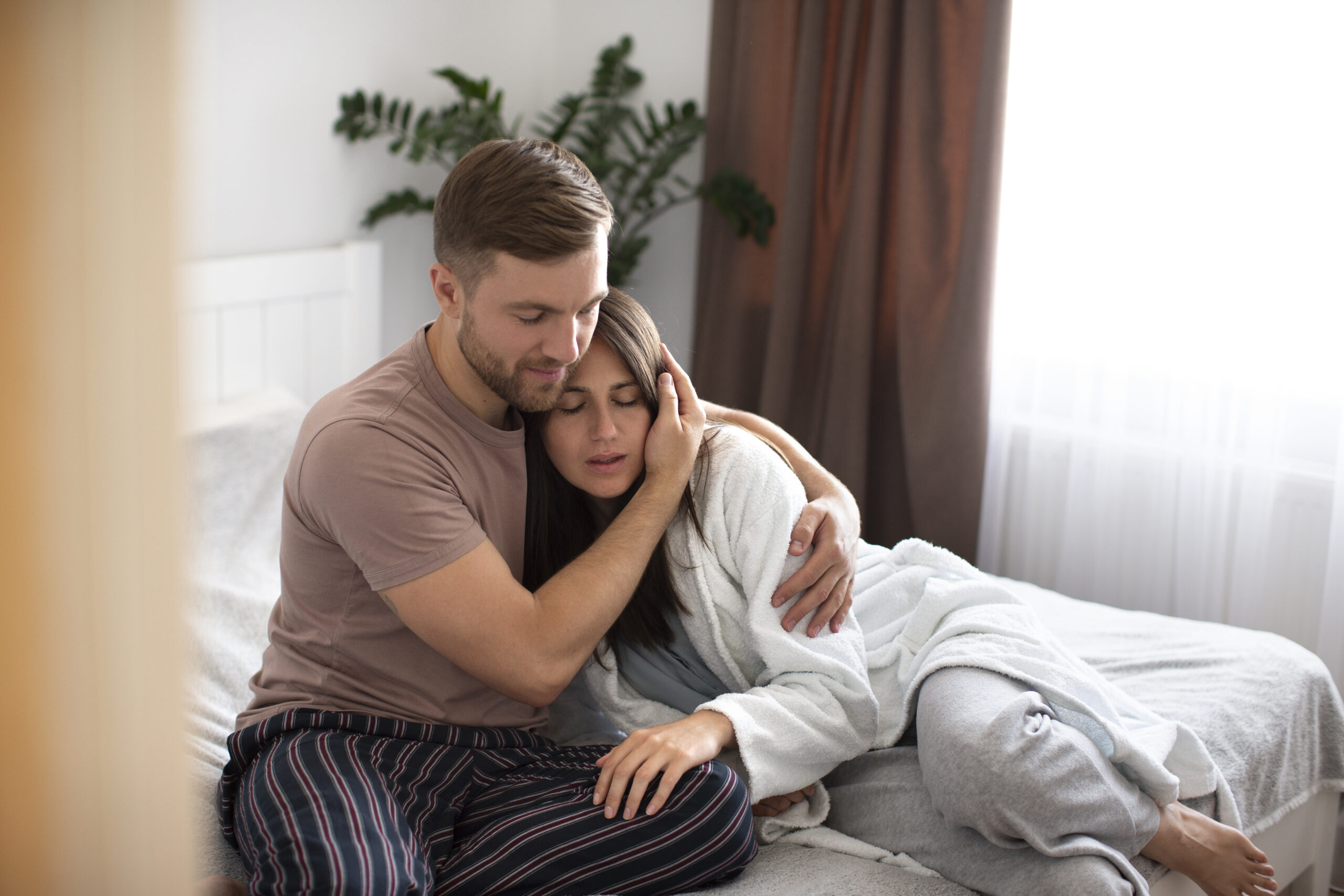 couple-with-person-suffering-from-std (2)